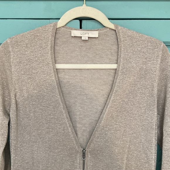 Loft Gray Sweater. Medium - Picture 2 of 12